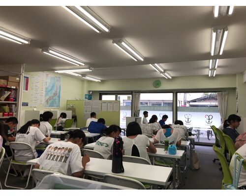 %E4%B8%AD%E5%AD%A6%E7%94%9F-18